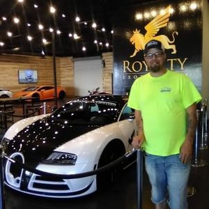 Meet your Posher, Mark